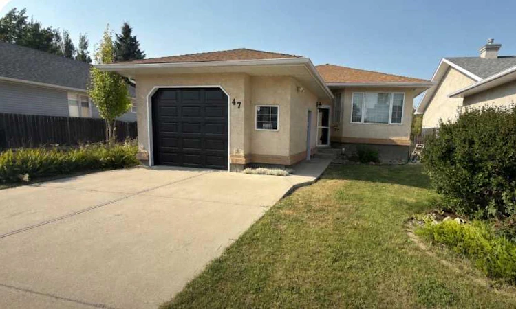 47 Chilcotin Crescent W