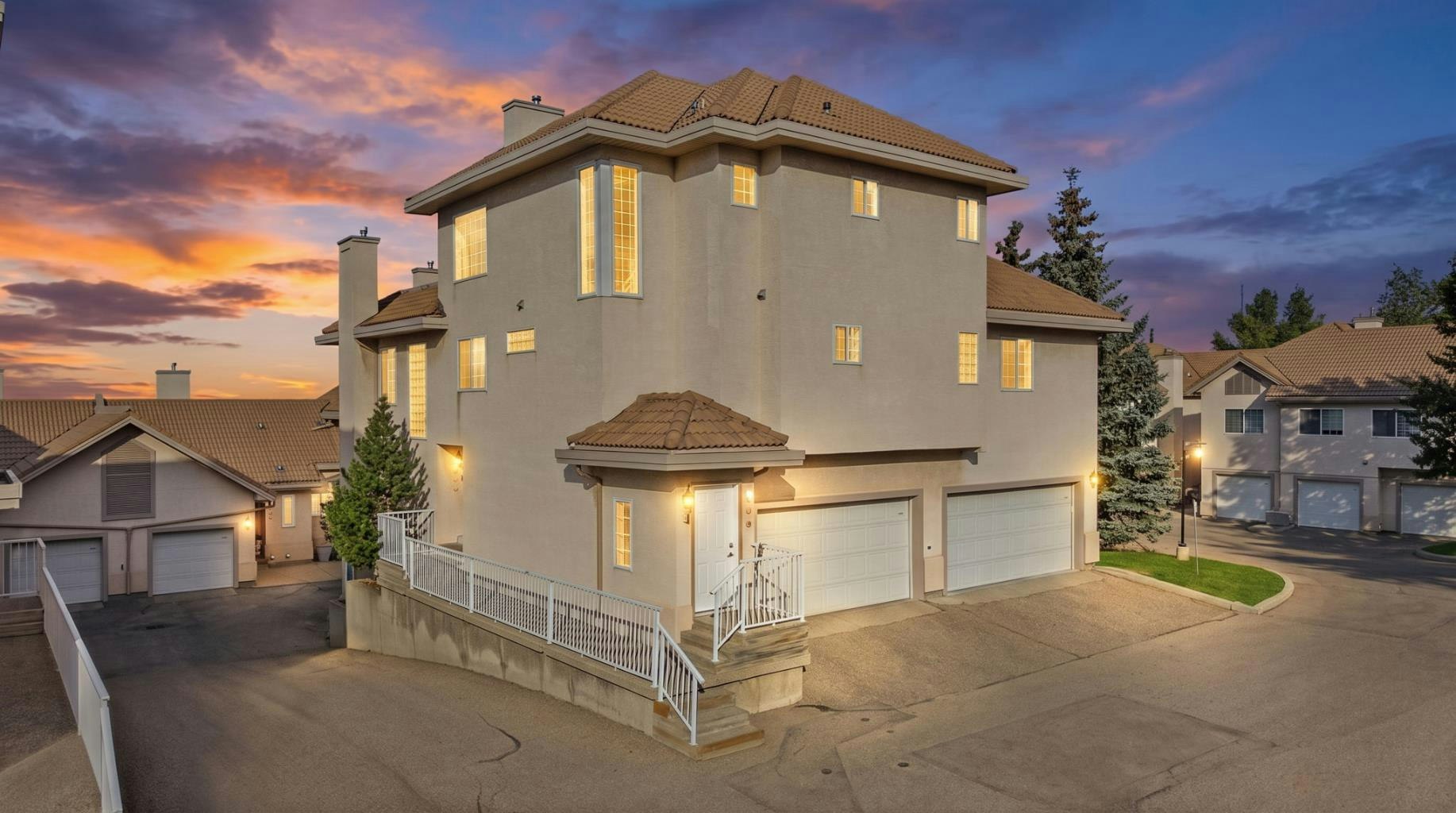 501 Patterson View SW, Calgary, AB, T3H 3J9