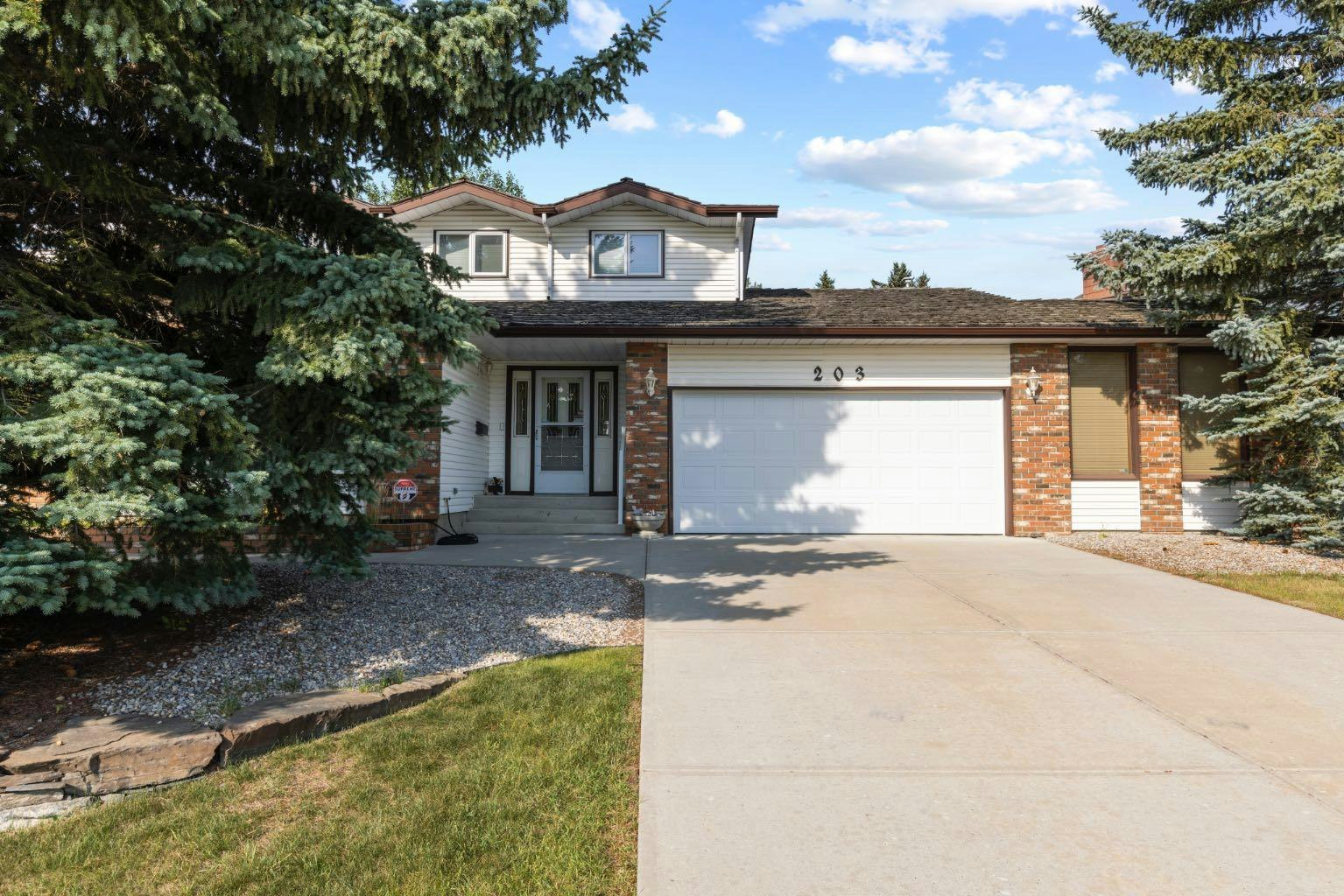 203 Silver Valley Boulevard NW, Calgary, AB, T3B 4B7