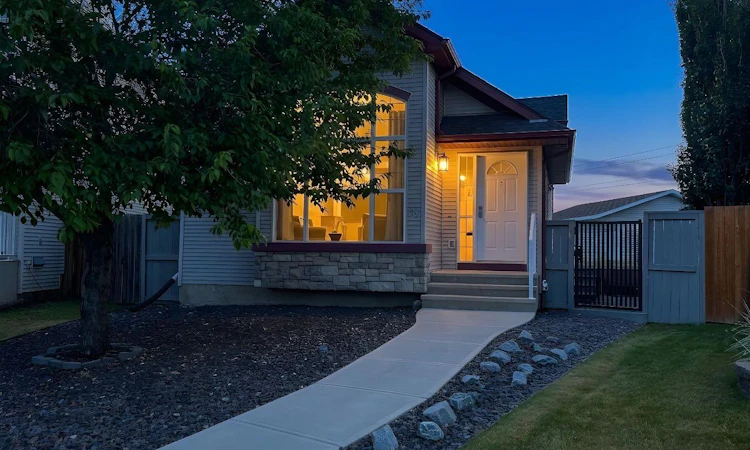 79 Cranberry Square SE