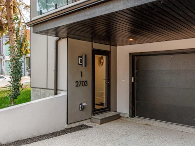 1-2703 Erlton Street SW - 3