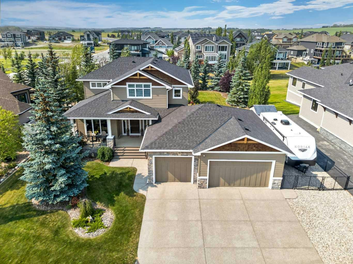 8 Monterra Cove, Rural Rocky View County, AB, T4C 0G7