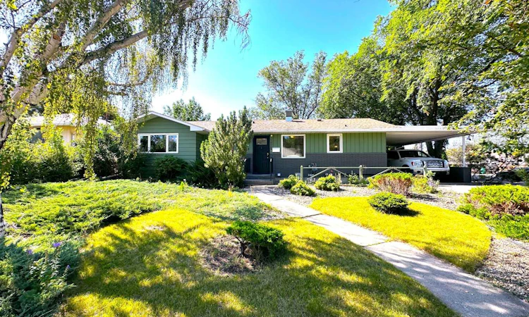 1806 13 Avenue S