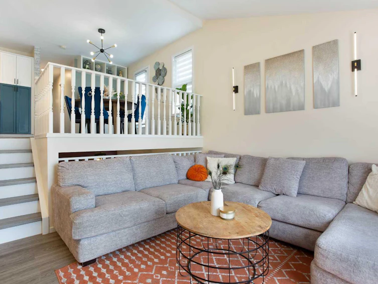 5 Shawglen Court SW, Calgary, AB, T2Y 2R1