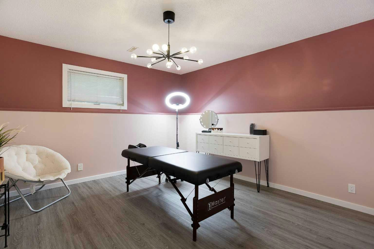 5 Shawglen Court SW, Calgary, AB, T2Y 2R1 - 22