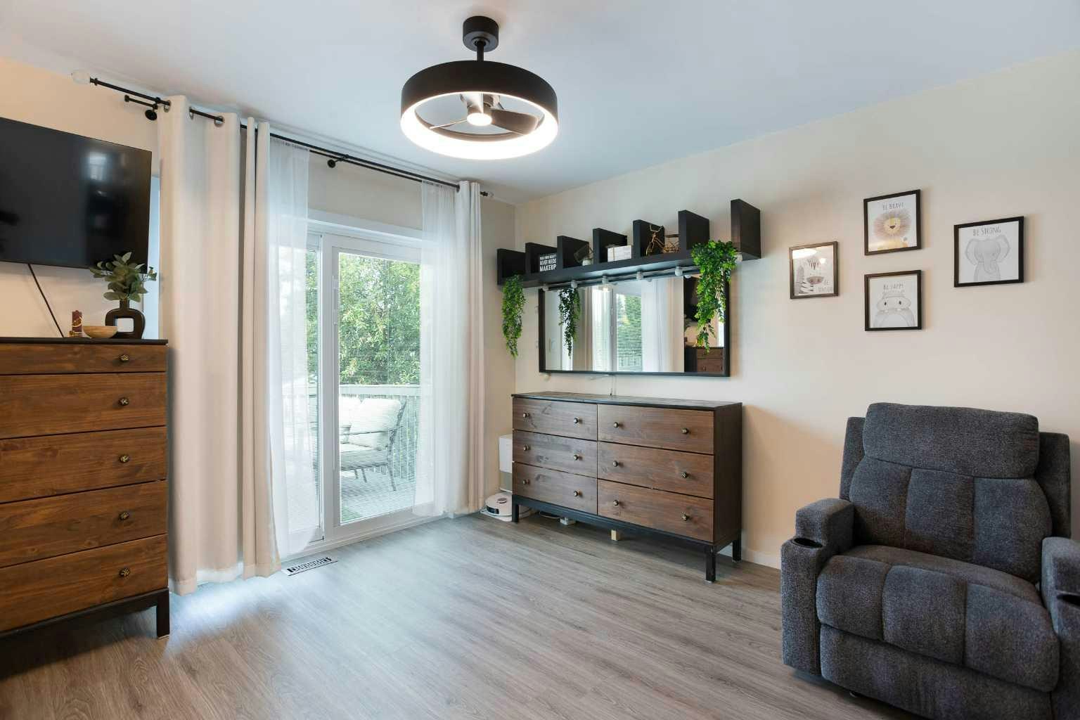 5 Shawglen Court SW, Calgary, AB, T2Y 2R1 - 17