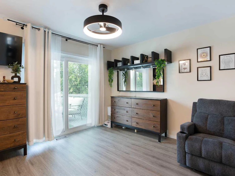 5 Shawglen Court SW, Calgary, AB, T2Y 2R1 - 17