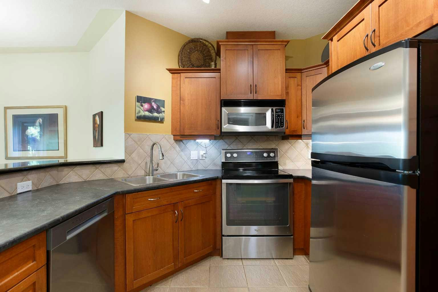 405-10 Discovery Ridge Close SW - 5