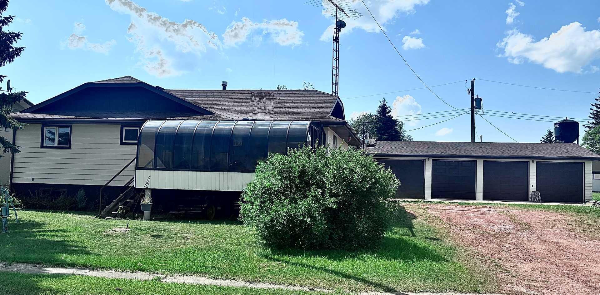 110 Howard Street, Caster, AB, T0C 1M0