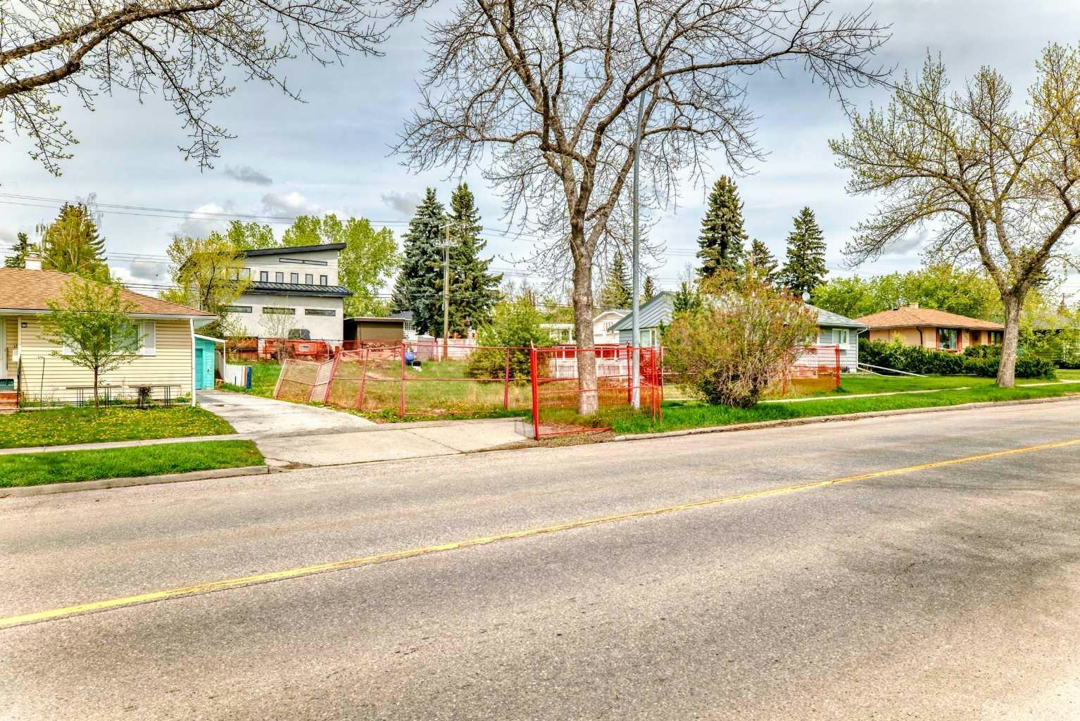 523 Northmount Drive NW, Calgary, AB, T2K 3J1