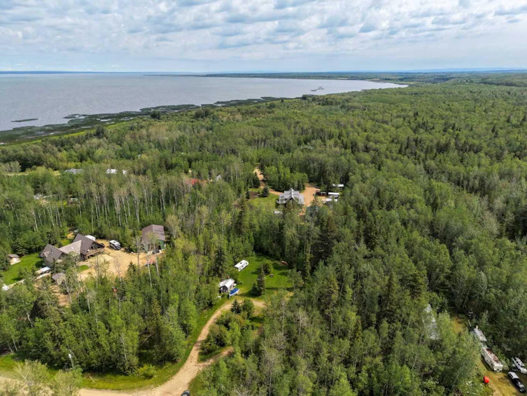 3 Key Cove 2nd Street, Big Lakes County, AB, T0G 1J0 - 11