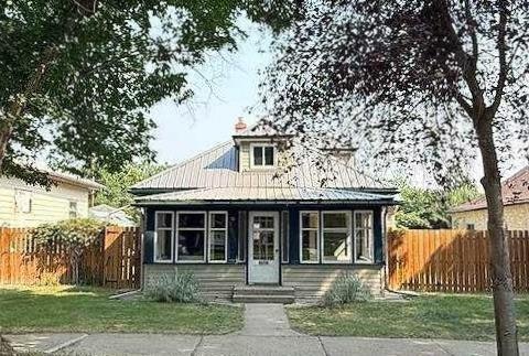 1020 Yuill Street SE, Medicine Hat, AB, T1A 0Z2