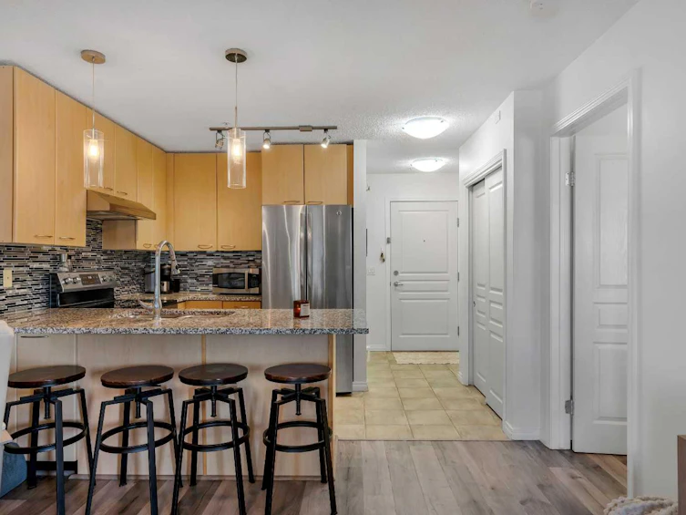 214-5115 Richard Road SW, Calgary, AB, T3E 7M7 - 6