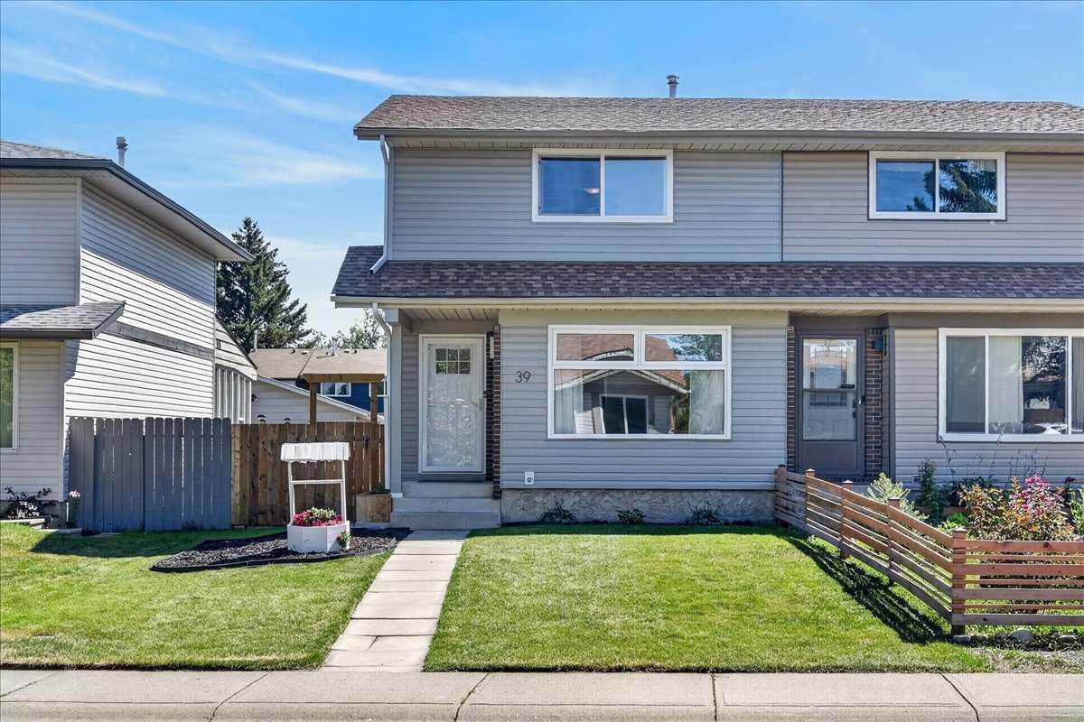 39 Midridge Gardens SE, Calgary, AB, T2X 1C4