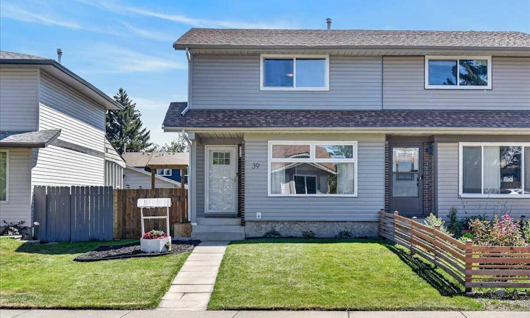 39 Midridge Gardens SE