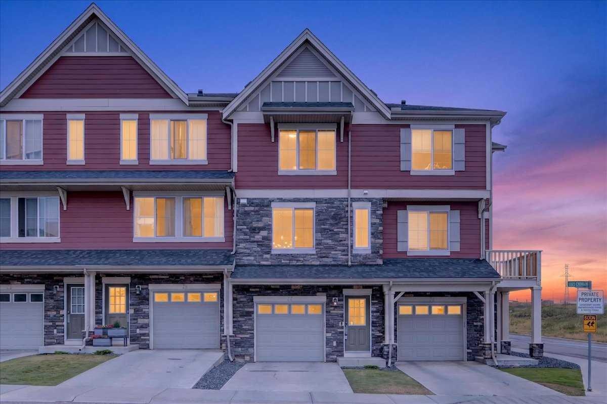 77 Kinlea Way NW, Calgary, AB, T3R 0S2