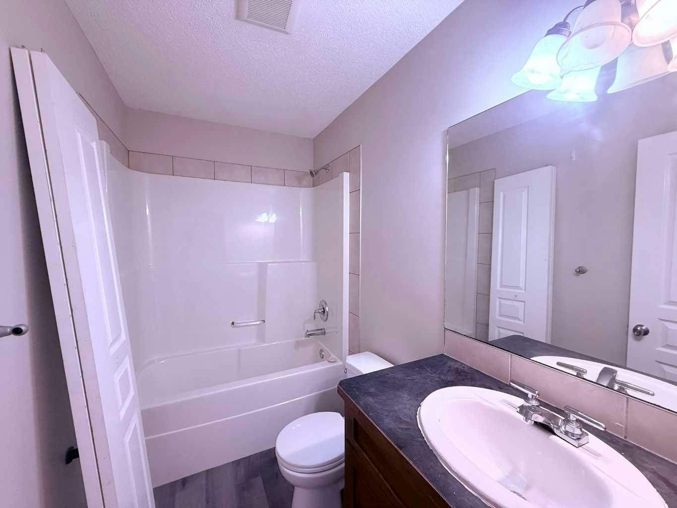 952 Taradale Drive NE, Calgary, AB, T3J 0E7 - 17