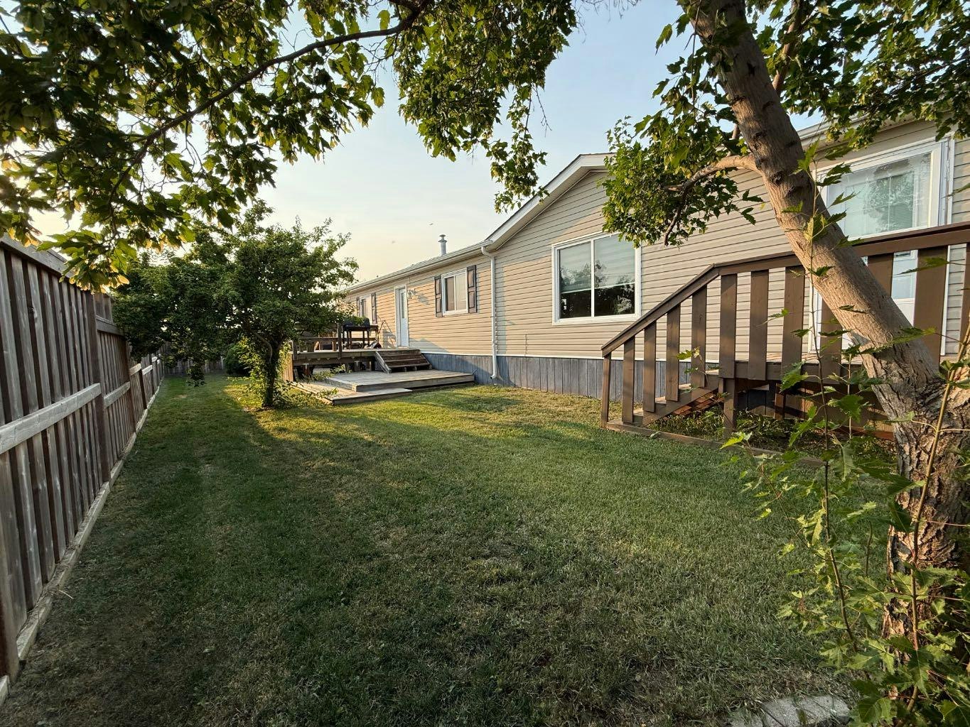 48-349 Railway Avenue, Duchess, AB, T0J 0Z0
