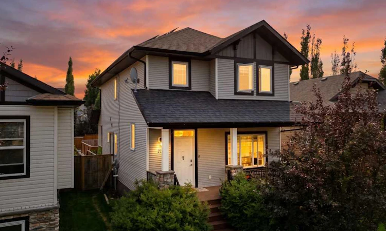 21 Regatta Way