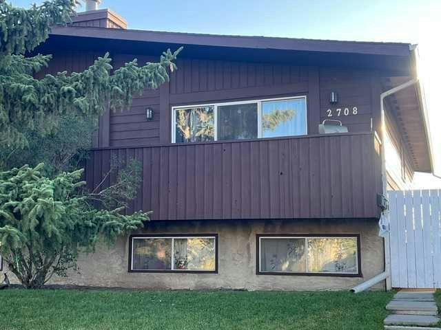 2708 46 Street SE, Calgary, AB, T2B 2N8