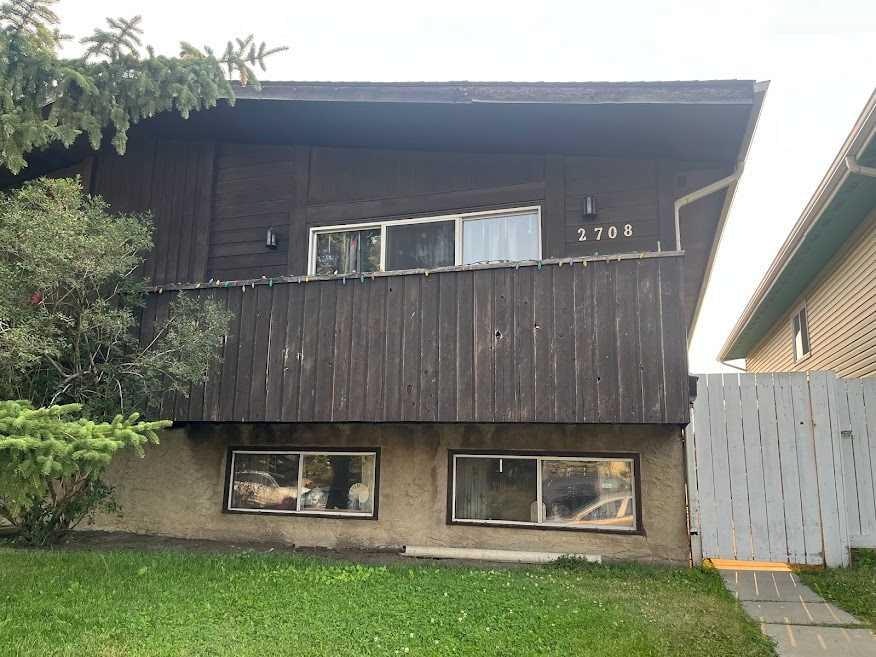 2708-46 Street Street SE, Calgary, AB, T2B 2N8