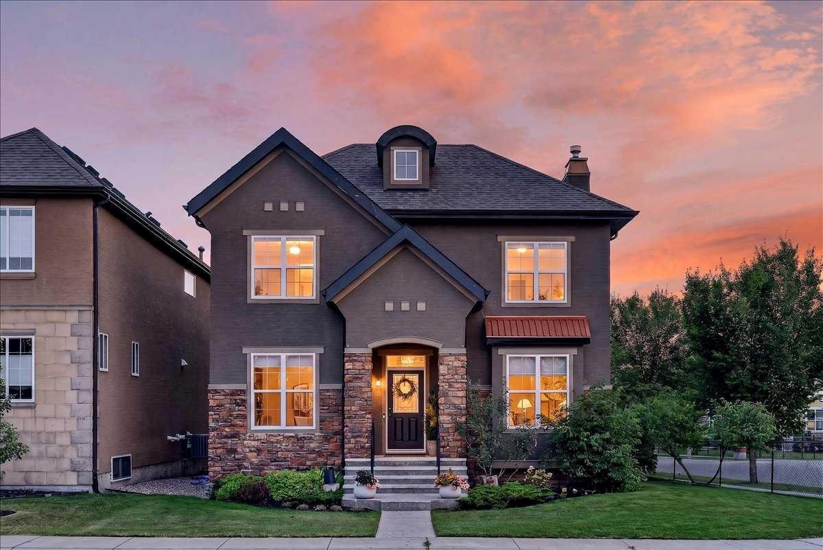 4 Quarry Landing SE, Calgary, AB, T2C 5E4