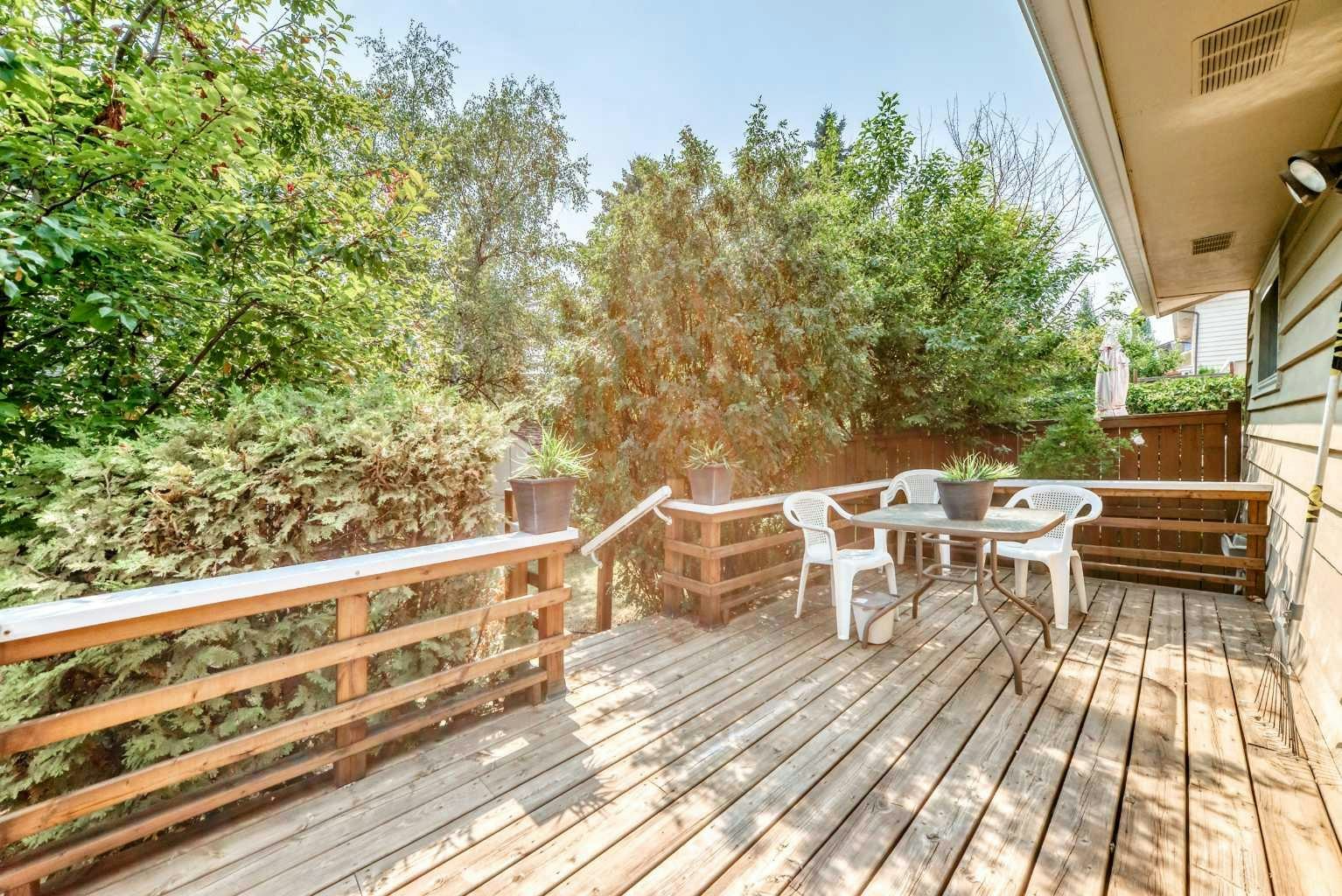 6437 Coach Hill Road SW, Calgary, AB, T3H 1B5