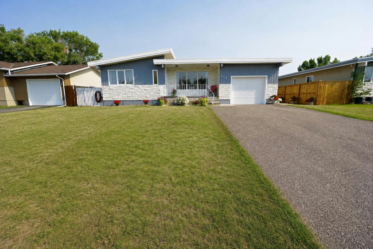 4627 50 Avenue, Taber, AB, T1G 1G4