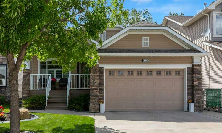 9 Tanner Close SE