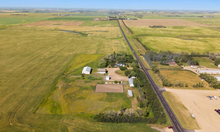 250035 Township Road 304