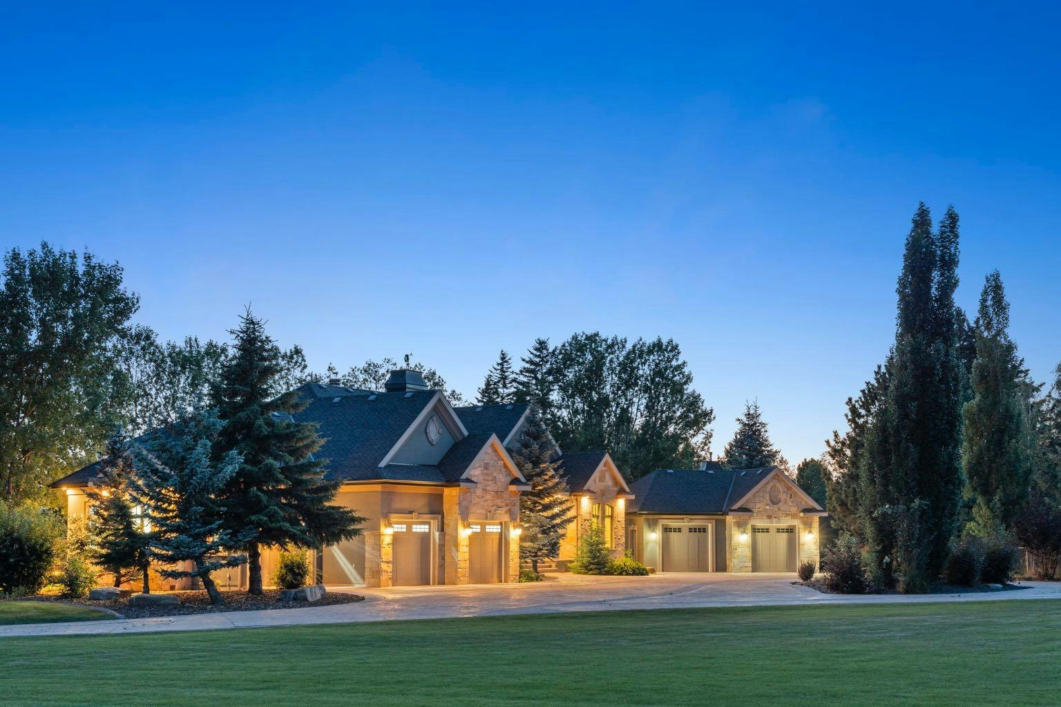 8 Blueridge Drive, Rural Rocky View County, AB, T3L 2N5