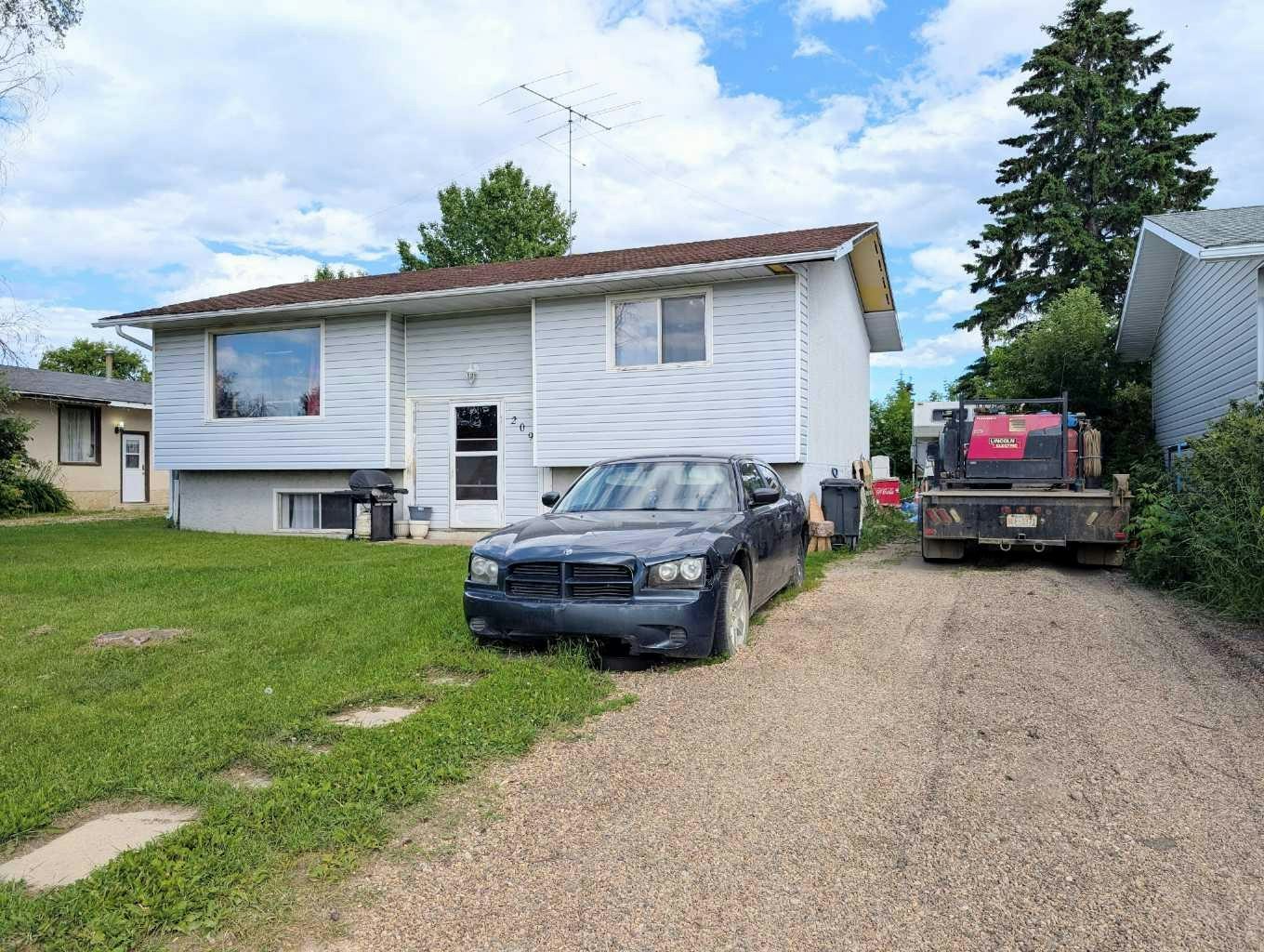 209 7 Street SE, Slave Lake, AB, T0G 2A3