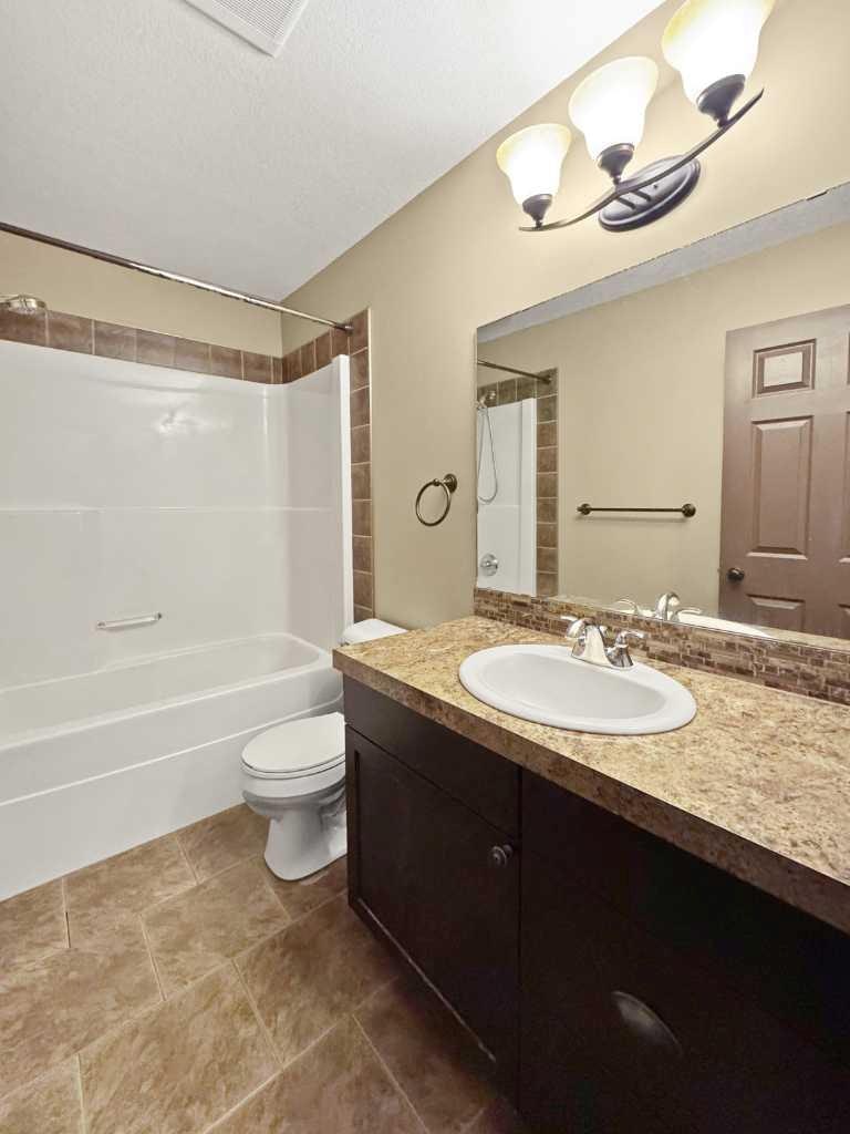 A-9540 113 Avenue, County of Grande Prairie, AB, T8X 5C5 - 7