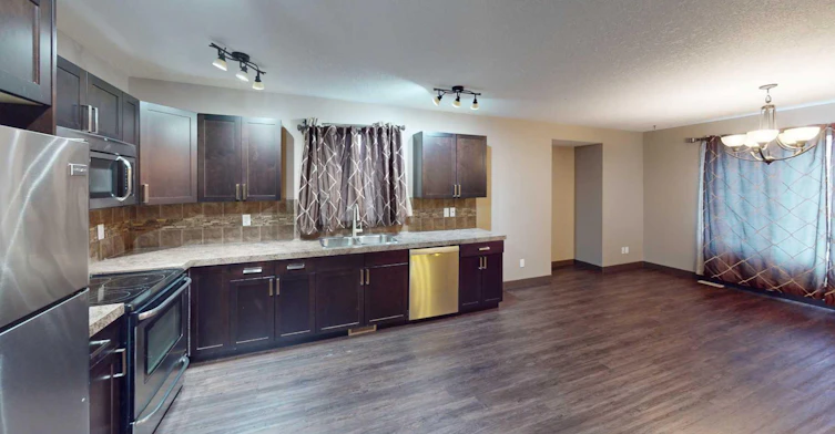 A-9540 113 Avenue, County of Grande Prairie, AB, T8X 5C5 - 5