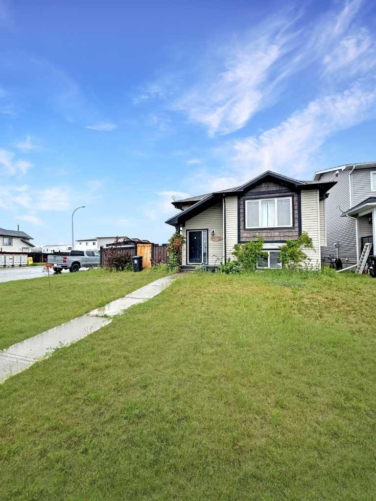 A-9540 113 Avenue, County of Grande Prairie, AB, T8X 5C5
