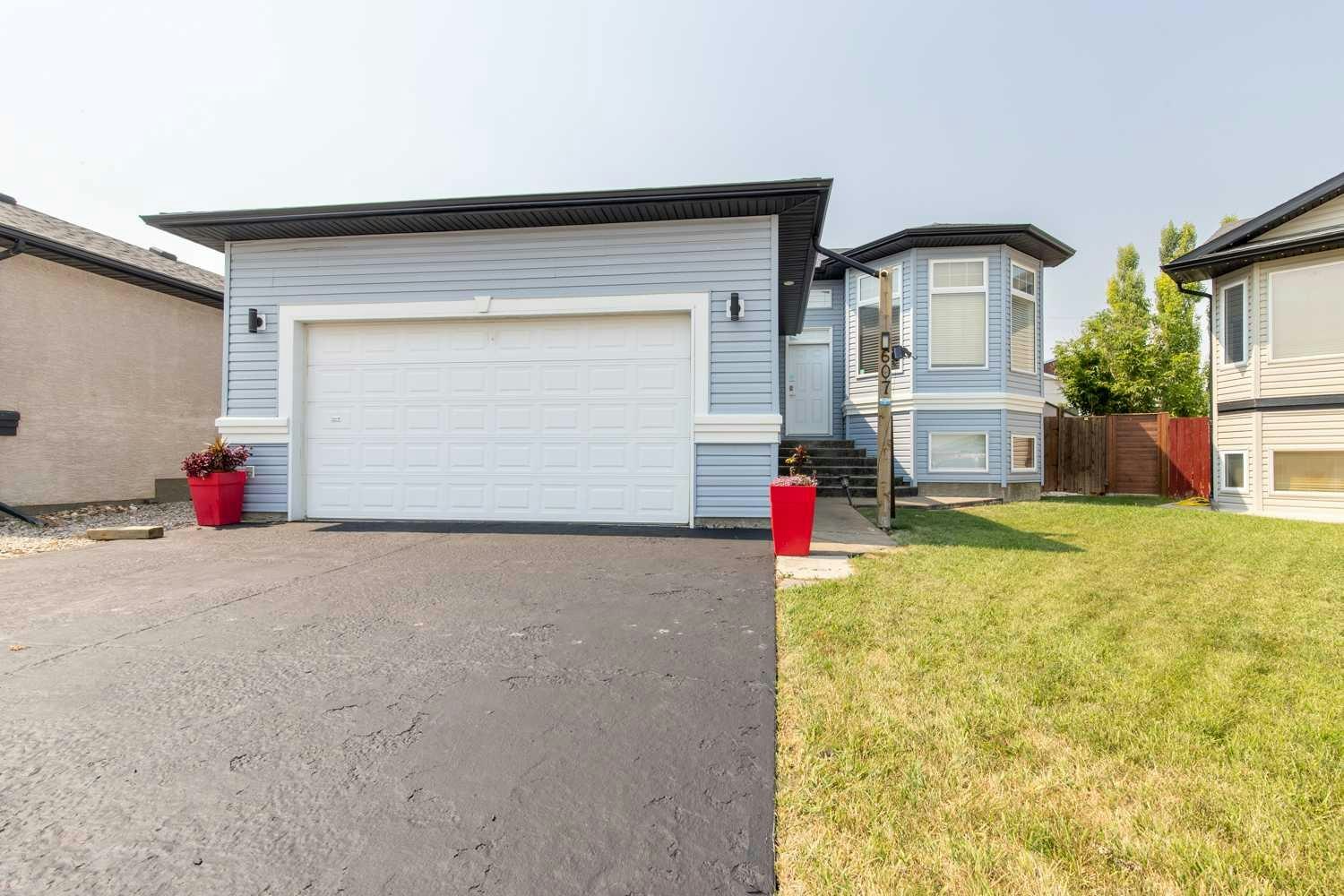 607 52 Avenue Close, Coalhurst, AB, T0L 0V0