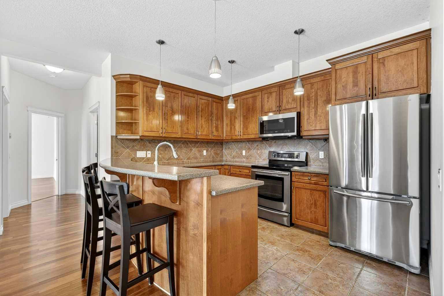 7304-14 Hemlock Crescent SW, Calgary, AB, T3C 2Z1 - 12