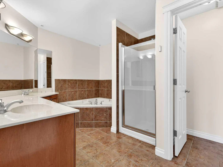 7304-14 Hemlock Crescent SW, Calgary, AB, T3C 2Z1 - 22