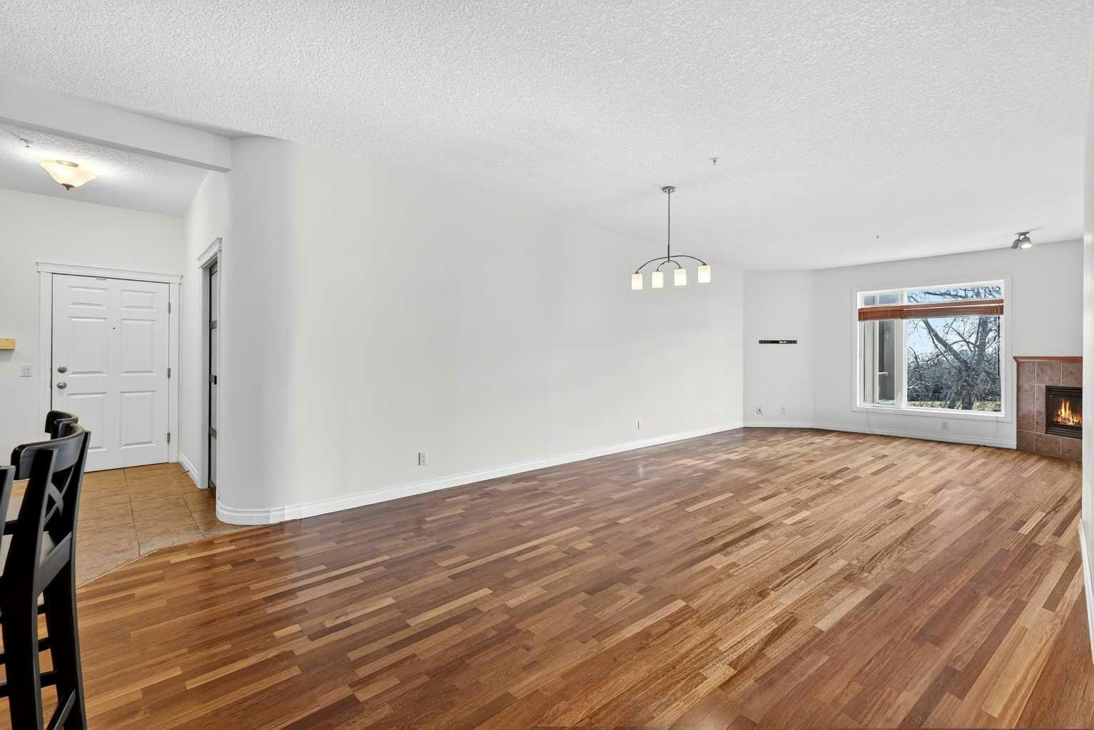 7304-14 Hemlock Crescent SW, Calgary, AB, T3C 2Z1 - 5