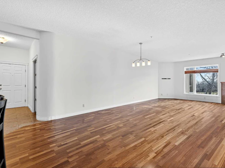 7304-14 Hemlock Crescent SW, Calgary, AB, T3C 2Z1 - 5