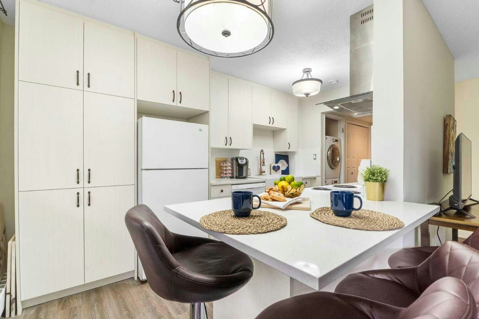 39-3519 49 Street NW, Calgary, AB, T3A 2C7