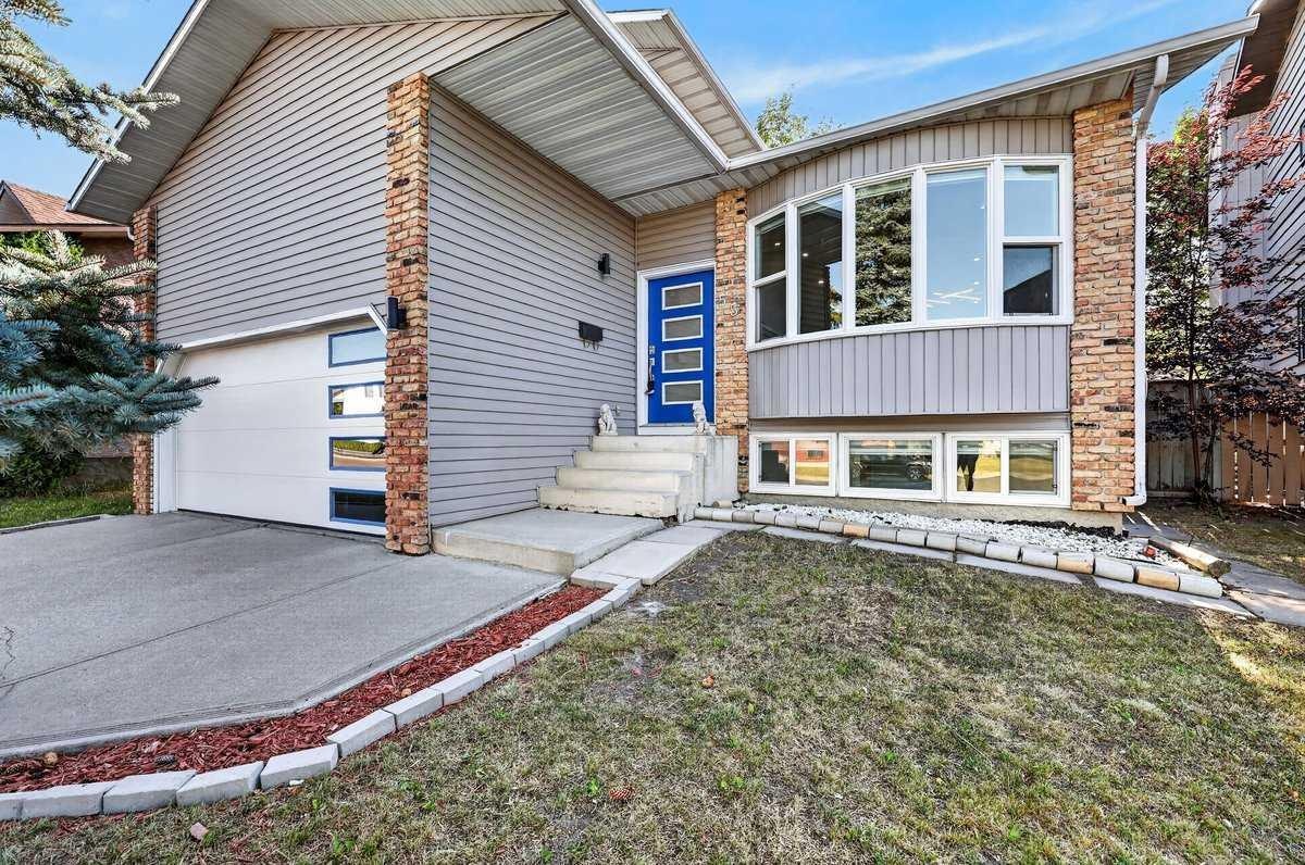 55 Whitehaven Crescent NE, Calgary, AB, T1Y 6C4