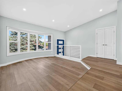 55 Whitehaven Crescent NE - 4