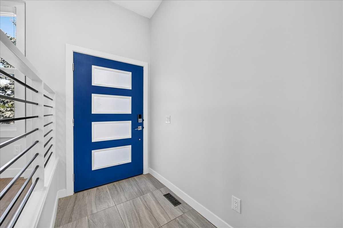 55 Whitehaven Crescent NE - 2