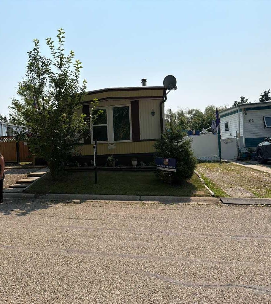63 Westwood Court, Innisfail, AB, T4G 1S2