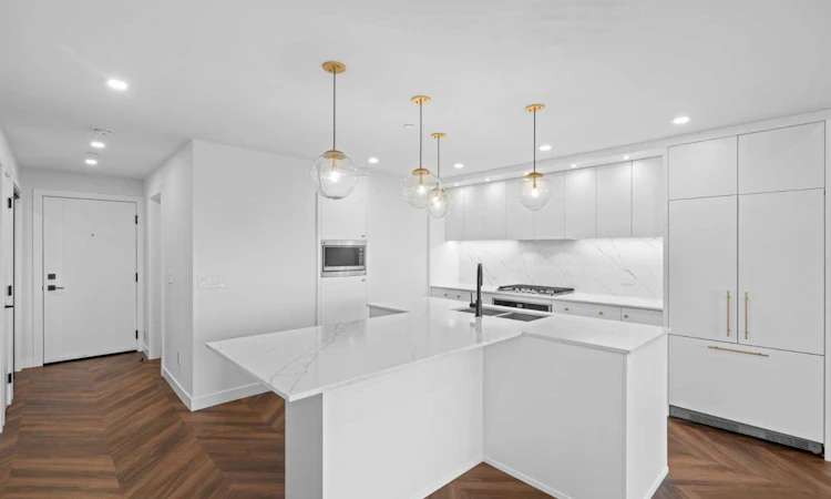 215-8445 Broadcast Avenue SW