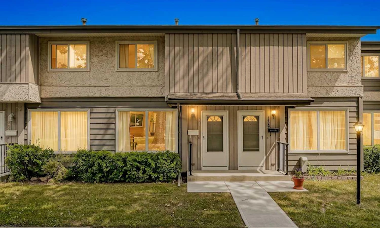 137-999 Canyon Meadows Drive SW