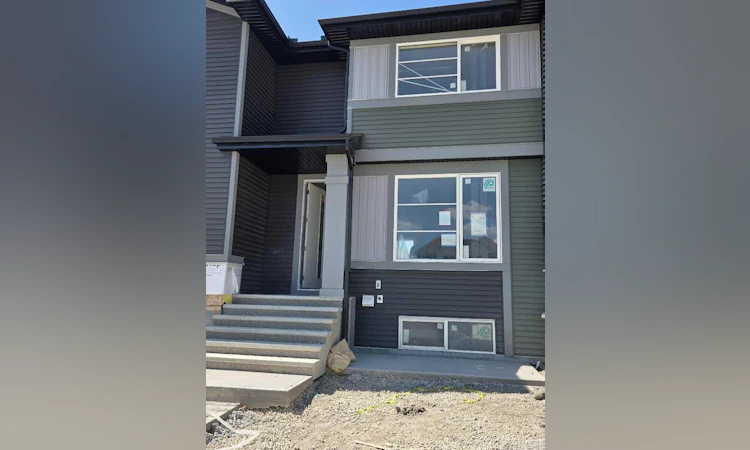 191 Lanark Gate SE