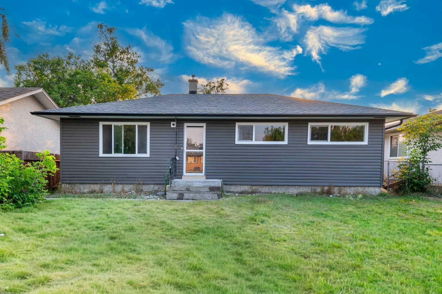2231 40 Street SE, Calgary, AB, T2B 1B8