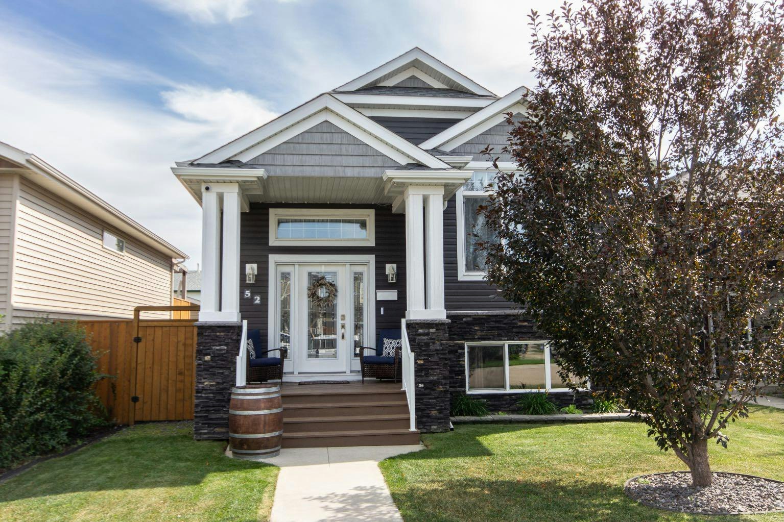 52 Almond Crescent, Blackfalds, AB, T4M 0J6